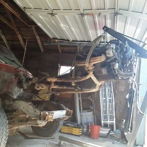 Meet your Posher, Thomas